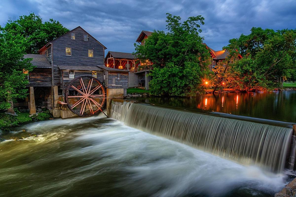 Key Lime Pie, Hot Tub,Wifi, 1089 Free Tickets Each Paid Day, Dollywood And More Gatlinburg Exterior foto