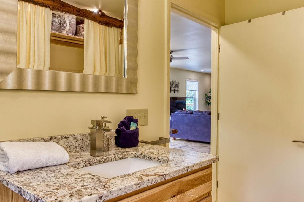 Key Lime Pie, Hot Tub,Wifi, 1089 Free Tickets Each Paid Day, Dollywood And More Gatlinburg Exterior foto